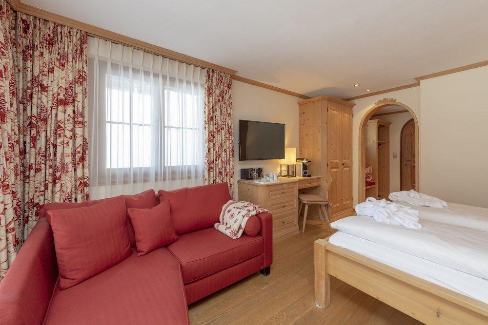 Hotel Alpina Klosters Buitenkant foto